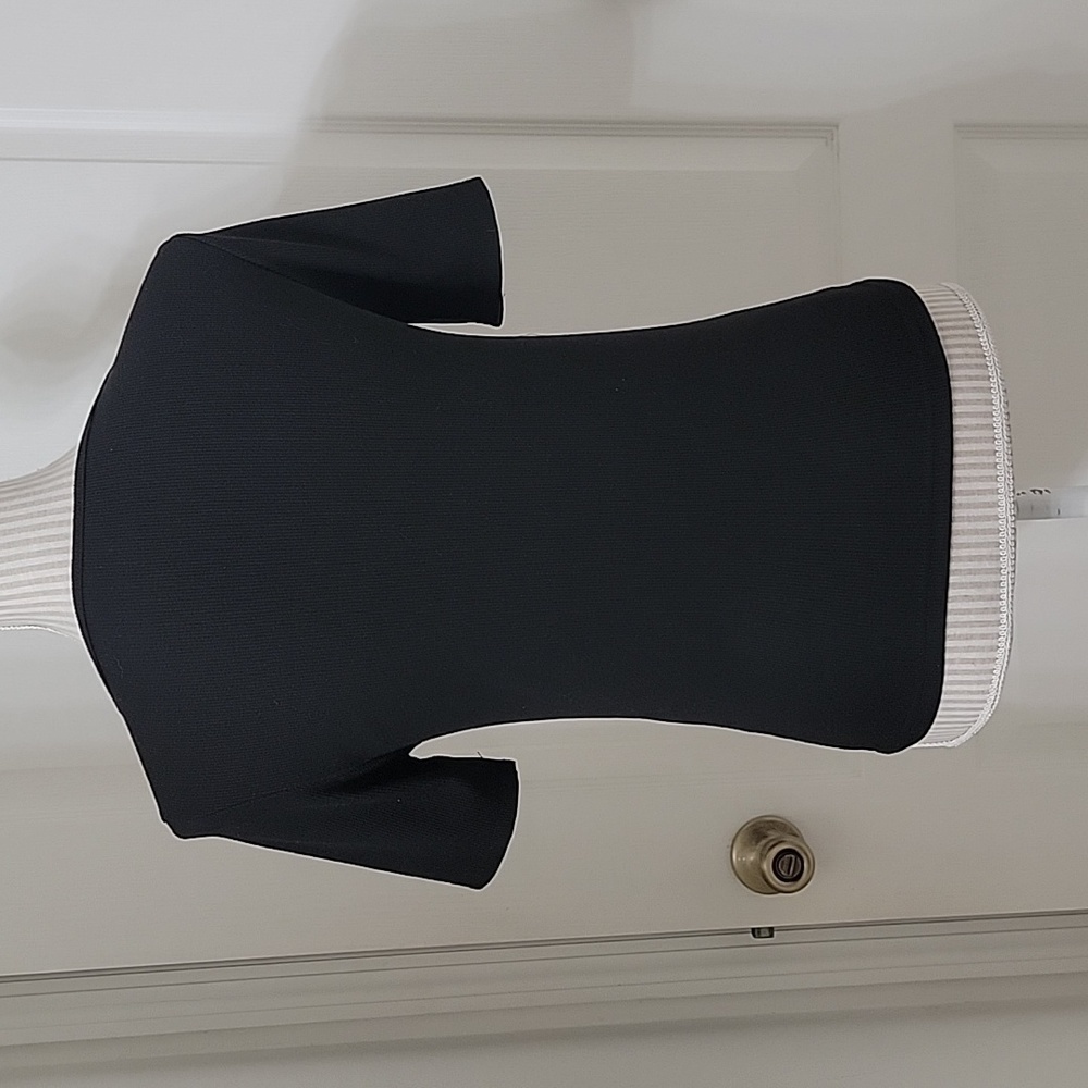 Dazy Size L Black, Ribbed, Square Neck Top. - Picture 3 of 9